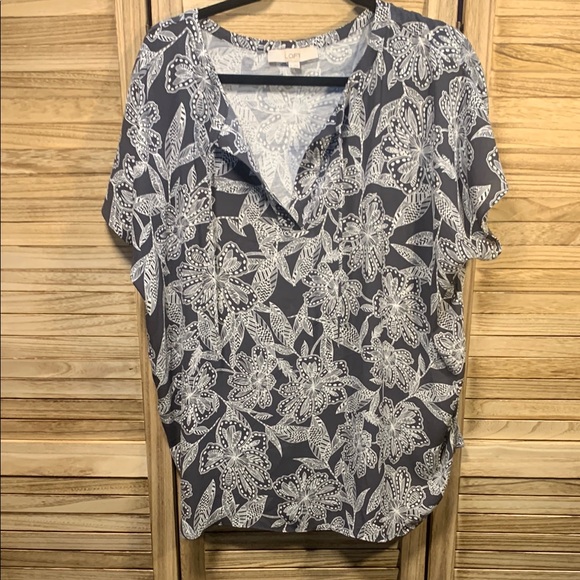 LOFT Tops - Loft Floral Gray White Women's Top Blouse Tie Front Size XL